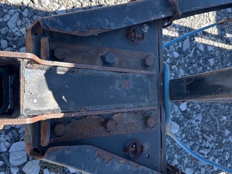 2007-caterpillar-xq20-image-32