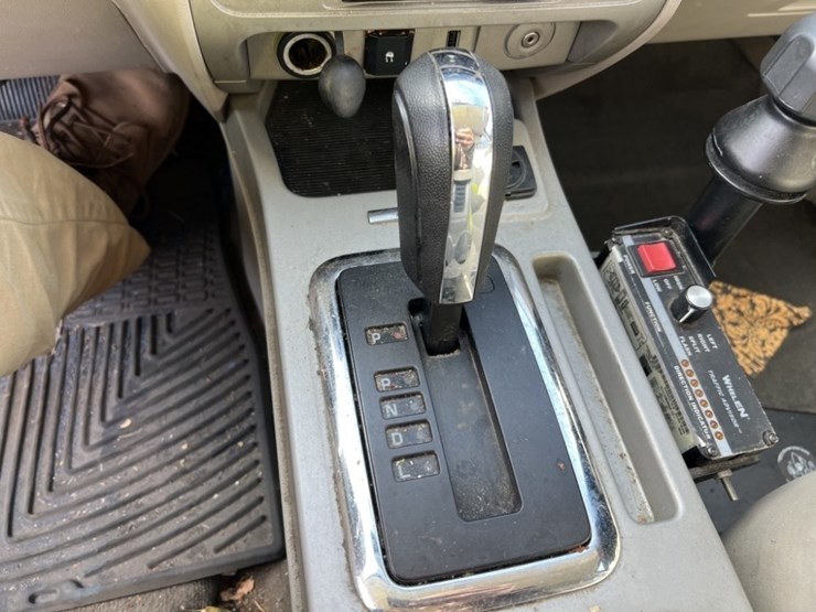 2010-ford-escape-hybrid-image-26