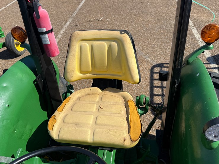 john-deere-2155-image-26