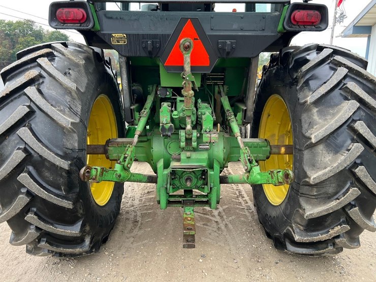 john-deere-4440-image-12