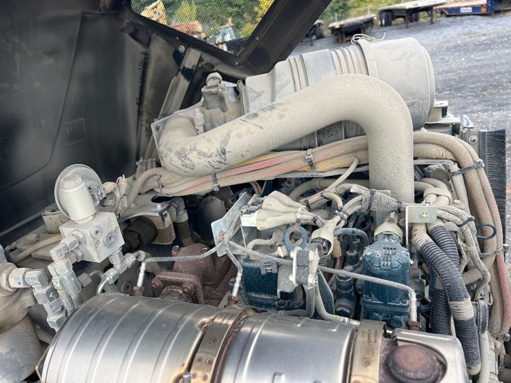 2019-bomag-bw120ad-5-image-13