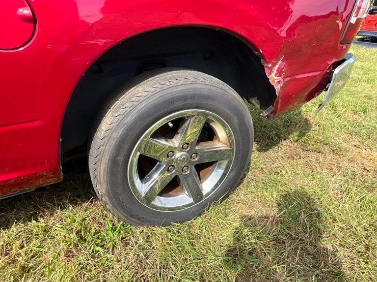 2012-dodge-ram-1500-image-7