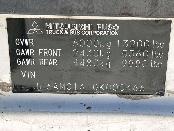 2016-mitsubishi-fuso-fec52s-image-5