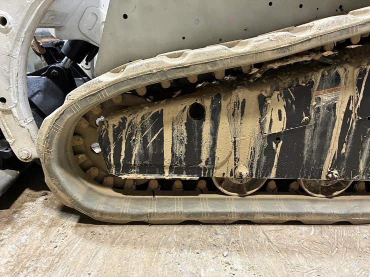 bobcat-t140-image-16