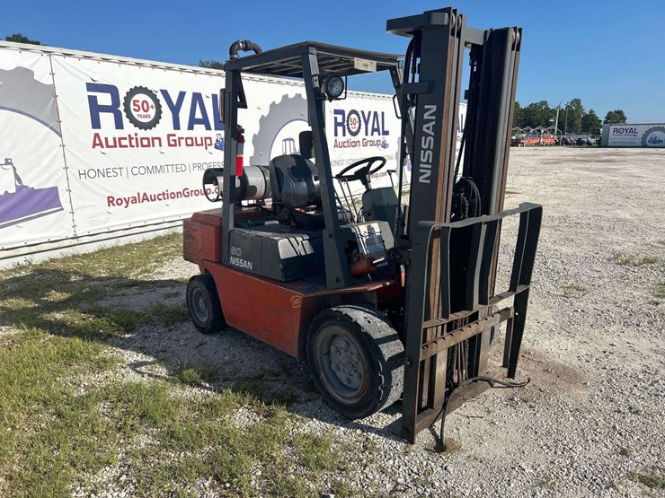 nissan-cf60-6,000lb-lp-forklift-image-2