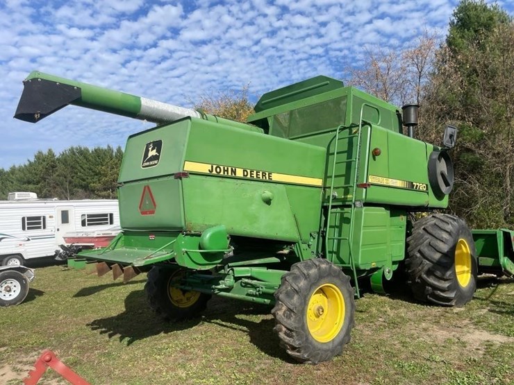 john-deere-7720-titan-ii-image-11
