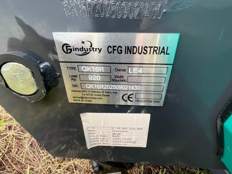 unused-cfg-qk16r-mini-excavator-(rato-15hp-bkt-image-10