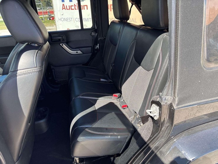 2016-jeep-wrangler-image-22