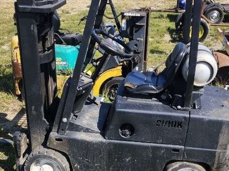 clark-forklift-image-2