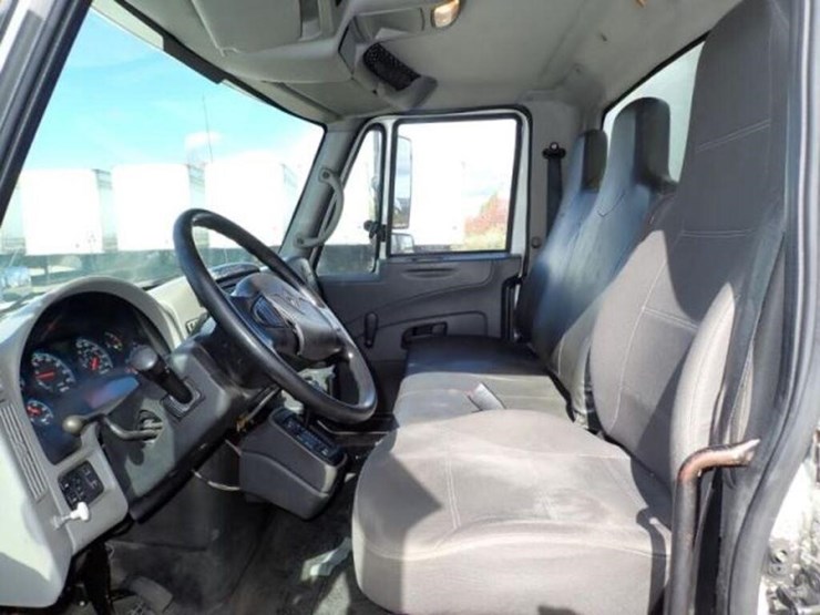 2008-international-durastar-4400-t/a-van-truck-1ht-image-19