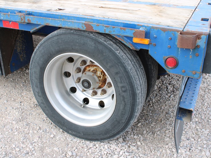 2013-great-dane-53'-image-20