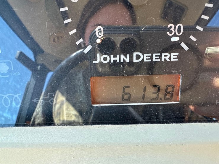 john-deere-4320-image-22