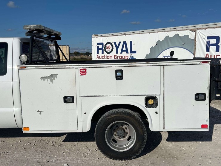 2015-ford-f350-image-18