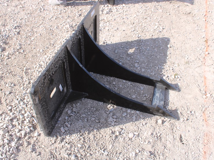 #2010-•-skid-steer-rock-digger-image-1