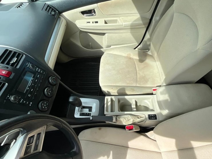 2014-subaru-impreza-(awd,-at,-2.0l,-miles-image-14