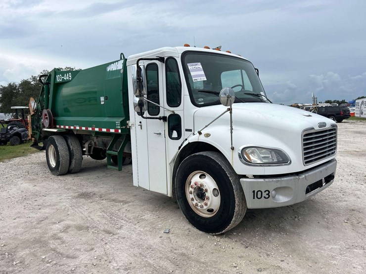 2007-freightliner-m2-106-medium-duty-pac-man-rl10-10-cuyd-refuse-garbage-truck-image-2