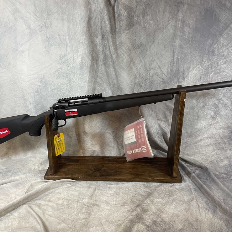 #2094 • Savage Arms Model 10 243 WIN Bolt Action Rifle, SN: N762589