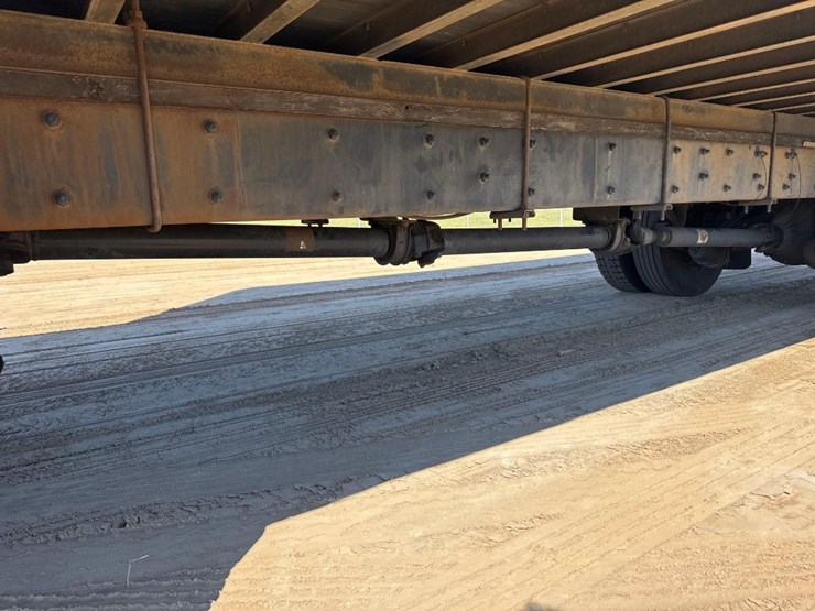 2020-freightliner-m2-26'-box-truck-image-13