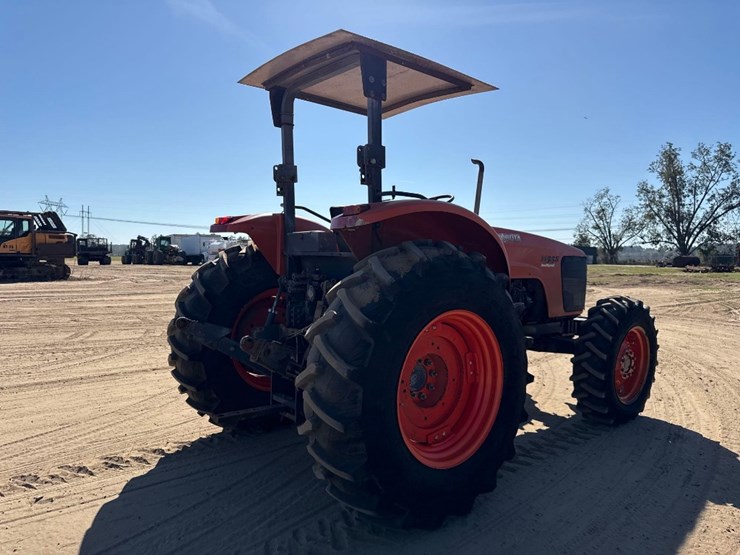 kubota-m955-dual-speed-tractor-image-6