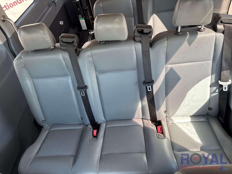 2016-ford-transit-image-21