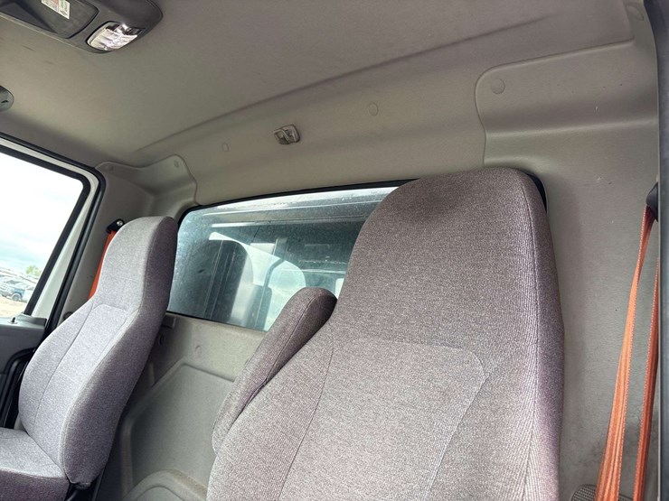 2020-international-mv607-16ft-morgan-dump-truck-image-43