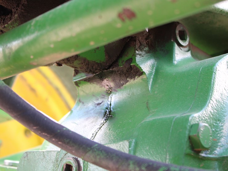 john-deere-8320-image-63