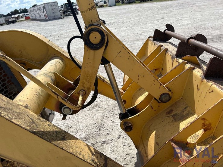 2005-deere-310g-image-28