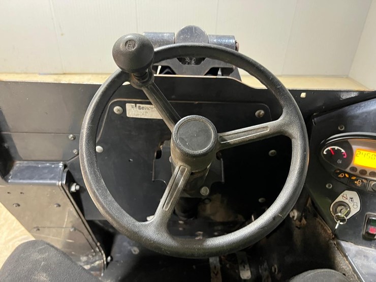 2021-bobcat-l28-image-25