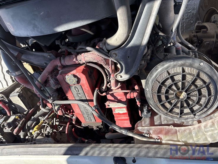 2016-freightliner-m2-106-4x4-altec-bucket-truck-image-46