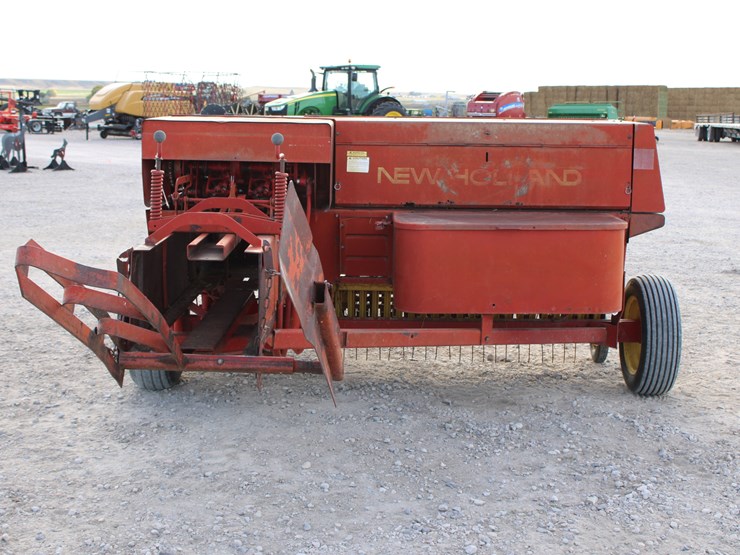 new-holland-315-image-3