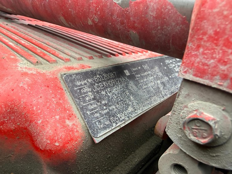 2019-peterbilt-567-image-12