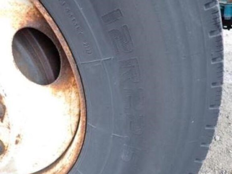 inoperable-2010-freightliner-m2106-business-class-image-33