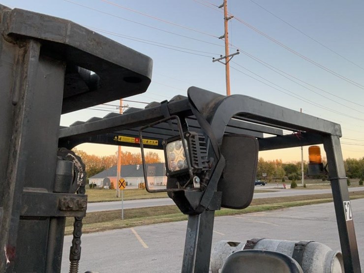 #218-•-cat-c50001-forklift-image-33