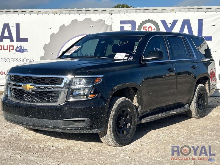 2015-cheverolet-tahoe-suv-image-1