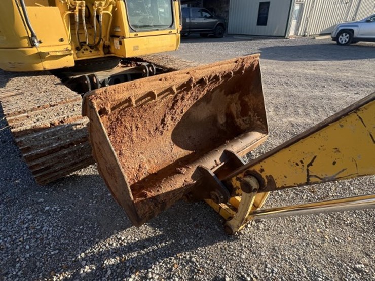 komatsu-pc138us-lc-image-9