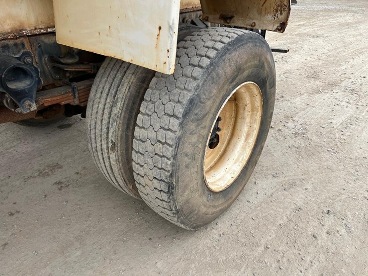 2000-ford-2000-image-12