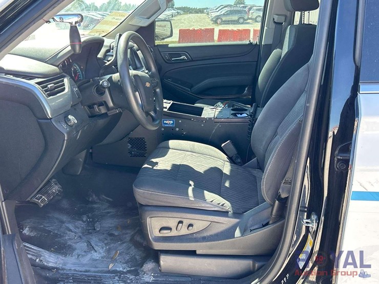 2018-chevrolet-tahoe-image-12