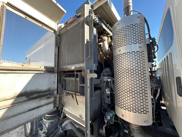 2020-freightliner-m2-106-elgin-whirlwind-series-mv-street-sweeper-truck-image-20