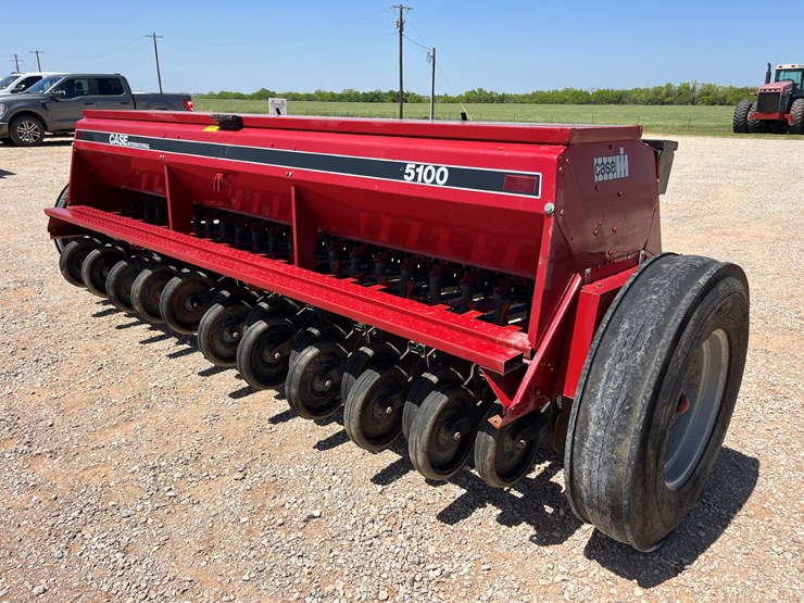 case-ih-5100-image-7