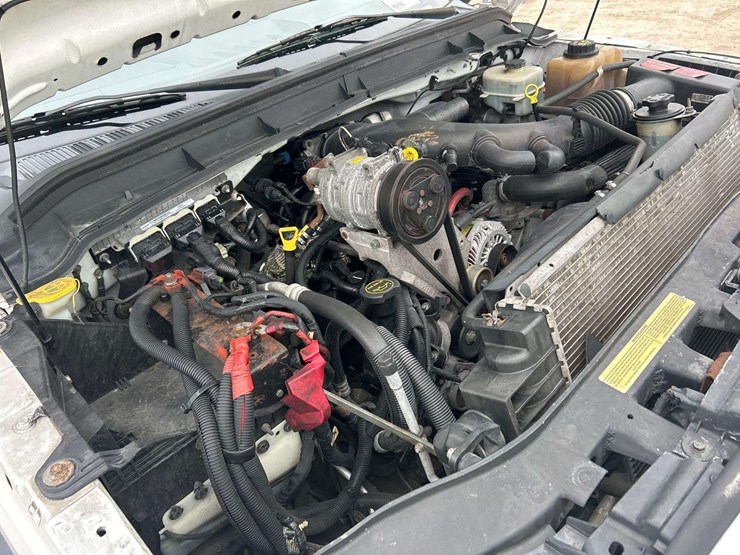 2013-ford-f550-image-9