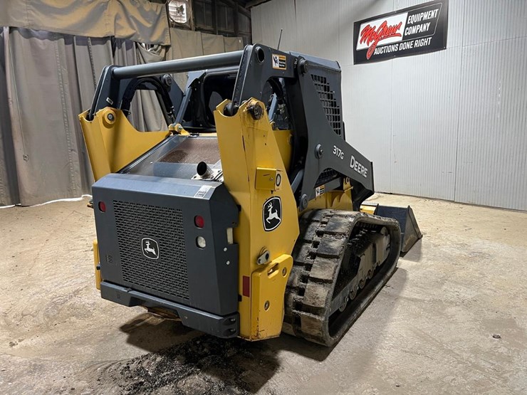2018-deere-317g-image-5