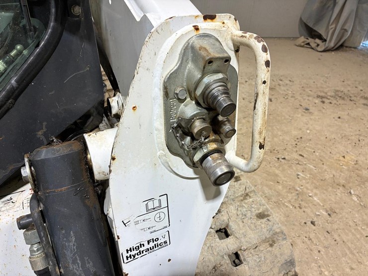 bobcat-t770-image-11