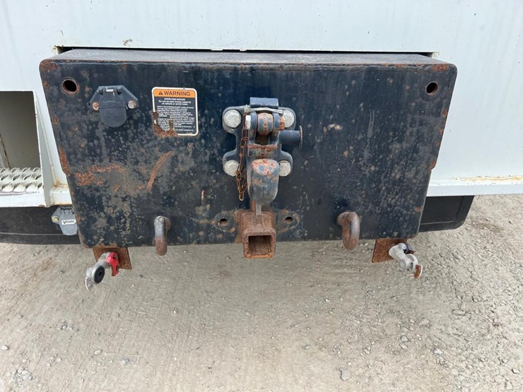 2017-international-durastar-4300-image-18