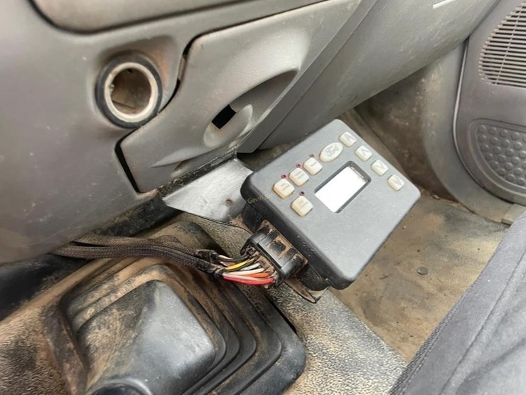 2004-ford-f550-image-19