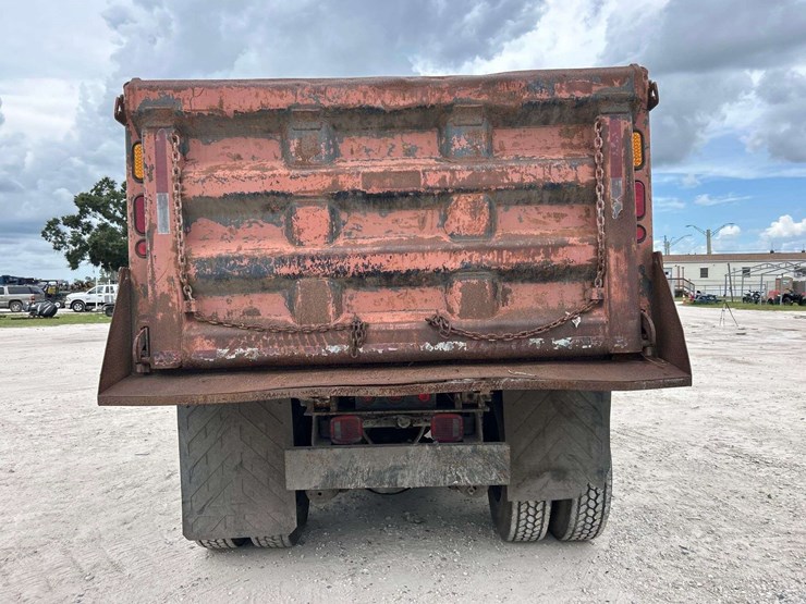 2003-international-7400-image-27