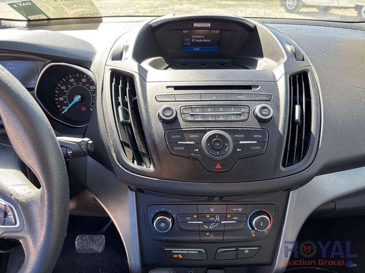 2017-ford-escape-image-17