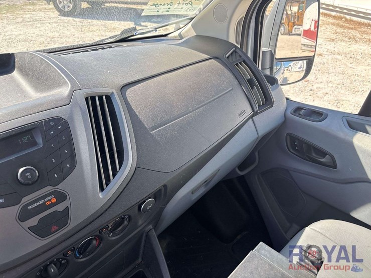 2018-ford-transit-image-29