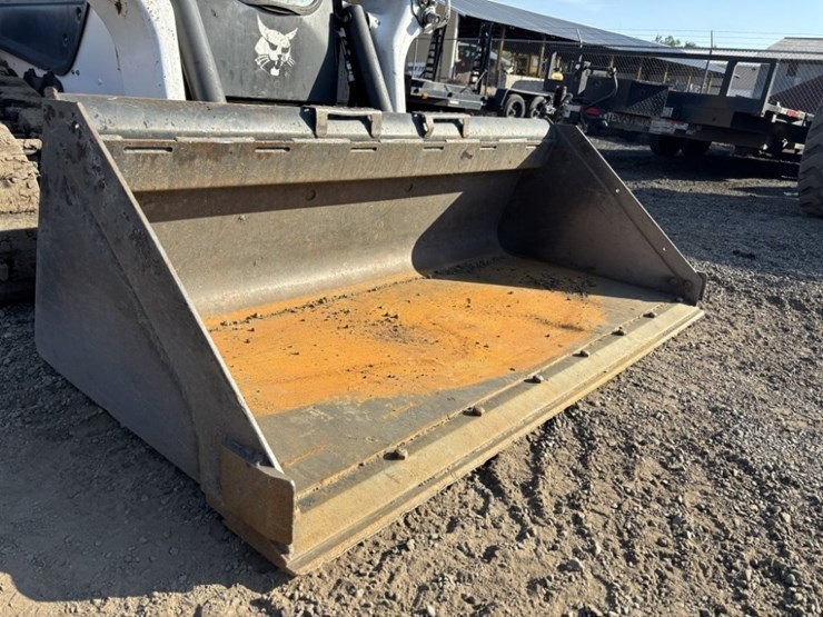 2021-bobcat-t76-image-10