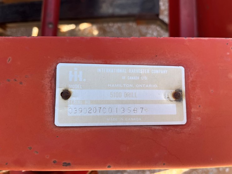 case-ih-5100-image-15