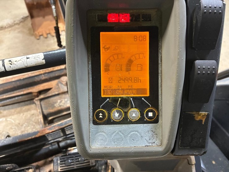 2016-deere-50g-image-27